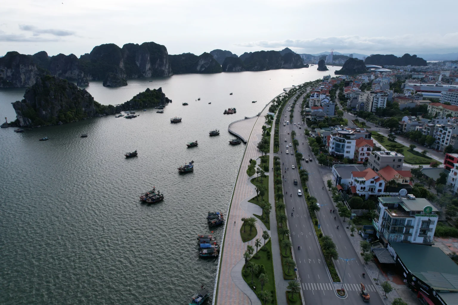 Cung đường chạy VnExpress Marathon Amazing Hạ Long 2025