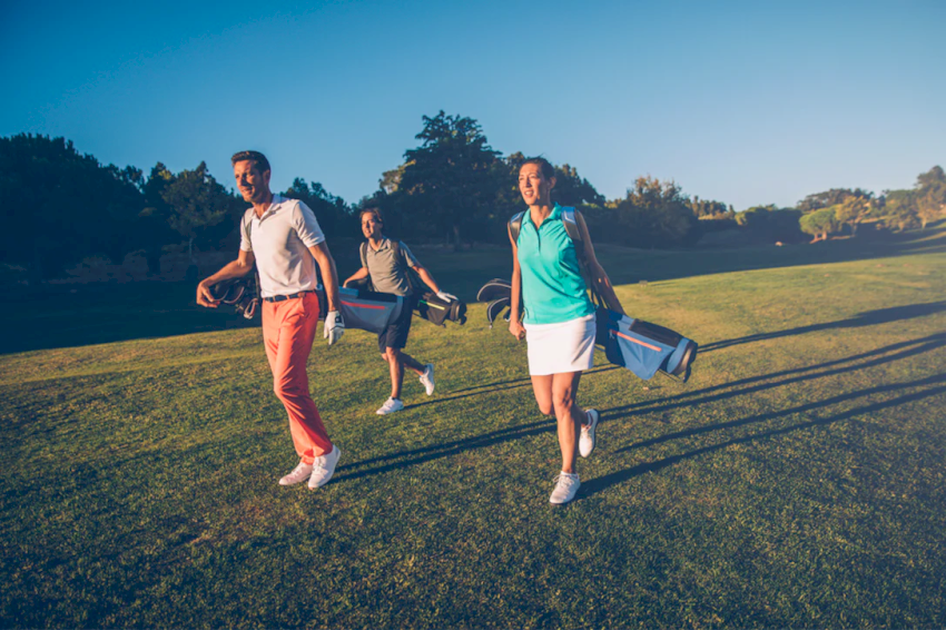 Trang phục golf lịch sự và thoải mái cho người chơi