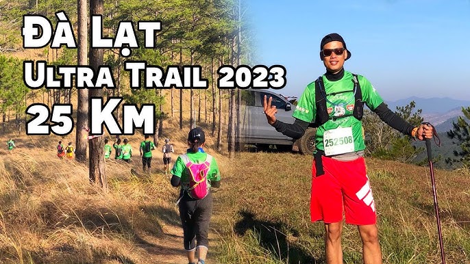 Vận động viên chạy trail trên cung đường đồi núi Đà Lạt Ultra Trail 2024