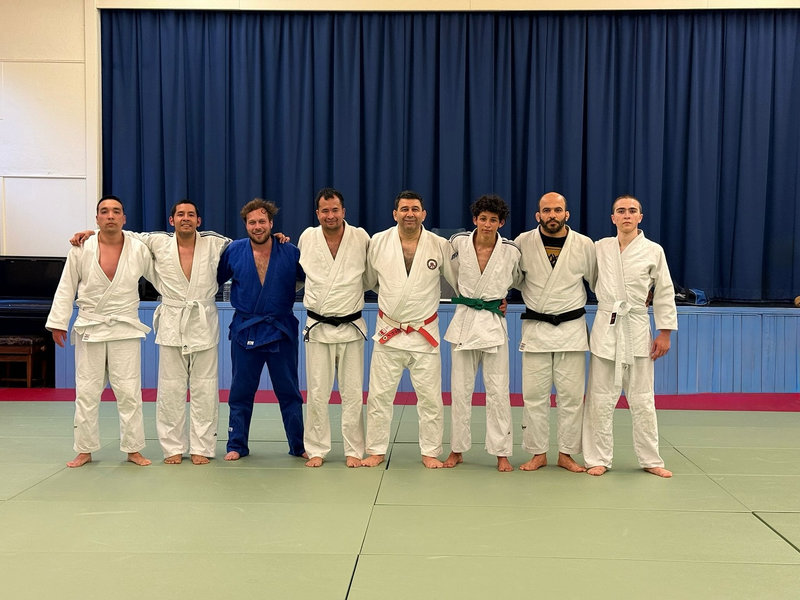 Võ sinh Judo rèn luyện sự tập trung và sức bền, phát triển toàn diện thể chất và tinh thần