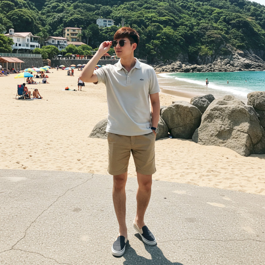 Kính râm là phụ kiện không thể thiếu cho outfit đi biển lịch lãm