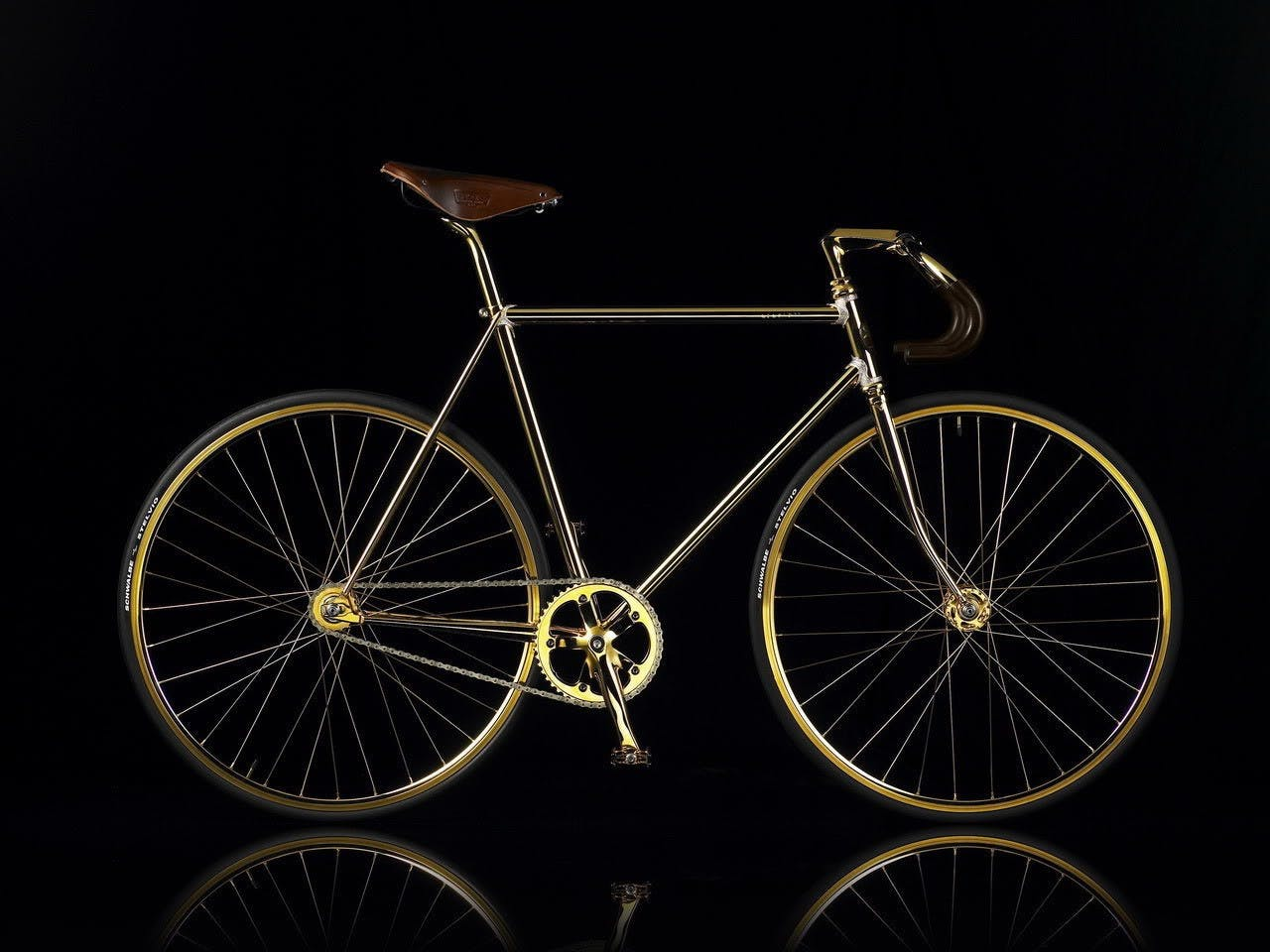 Xe đạp fixed gear Aurumania Gold Bike Crystal Edition mạ vàng 24K và đính pha lê Swarovski
