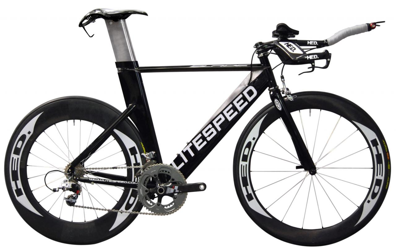 Xe đạp Litespeed Blade Bike với khung titan siêu nhẹ và thiết kế khí động học