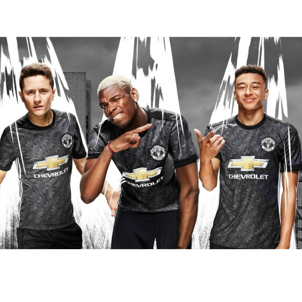 Áo đấu sân khách của CLB MU cho mùa giải 2017 - 2018