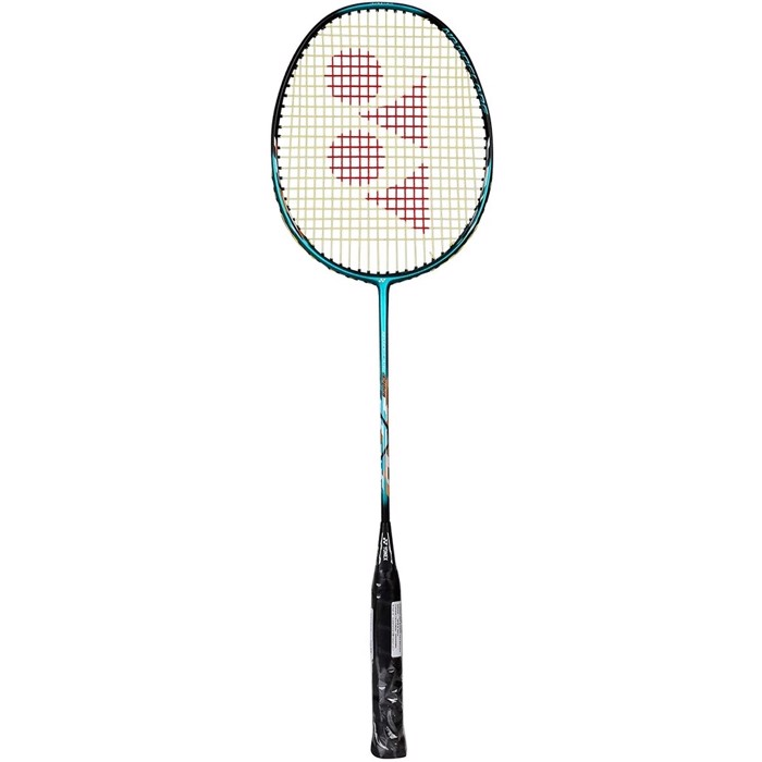 Vợt cầu lông Yonex NanoFlare Drive đáp ứng đủ nhu cầu của người dùng từ tập luyện hàng ngày đến thi đấu