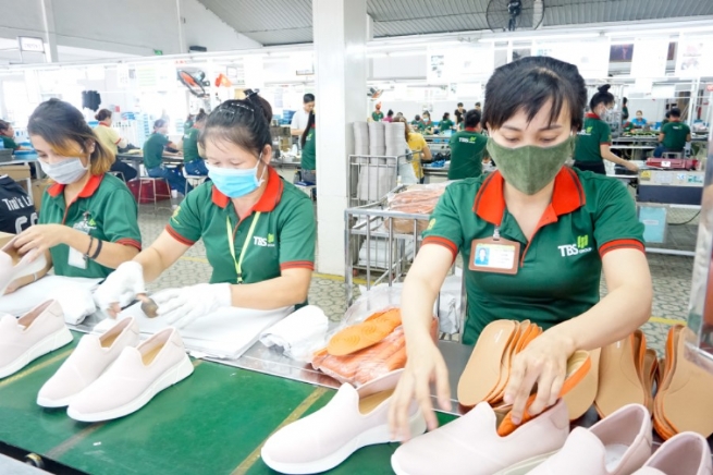 Bên trong nhà máy TBS, nơi sản xuất giày thể thao chất lượng cao cho Decathlon Việt Nam