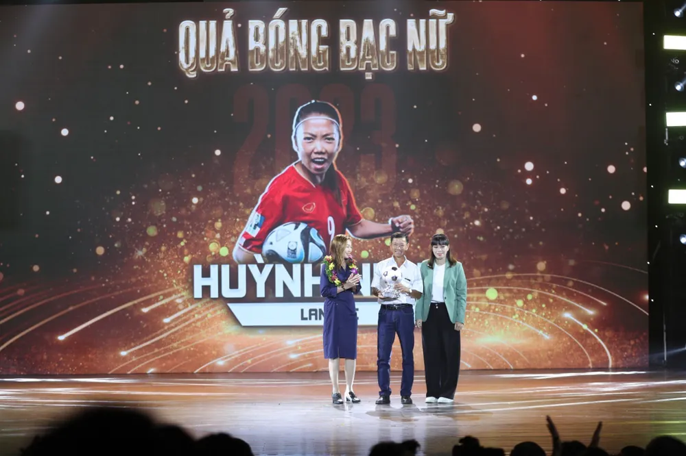 Nữ tuyển thủ Huỳnh Như có đến năm lần giành Quả bóng vàng nữ.