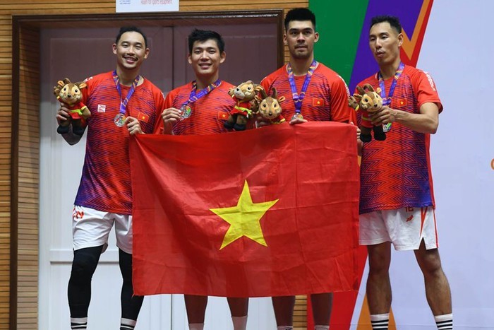 Đội bóng rổ 3x3 nam Việt Nam giành HCB SEA Games 31, tuân thủ luật thi đấu bóng rổ 3x3 FIBA