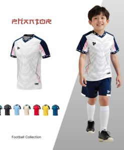 Áo đá bóng trẻ em Just Play Phantor màu trắng tinh khôi, thoải mái vận động.