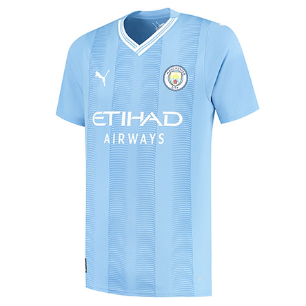 Áo đấu Manchester City với công nghệ vật liệu cao, giúp cầu thủ thoải mái thi đấu