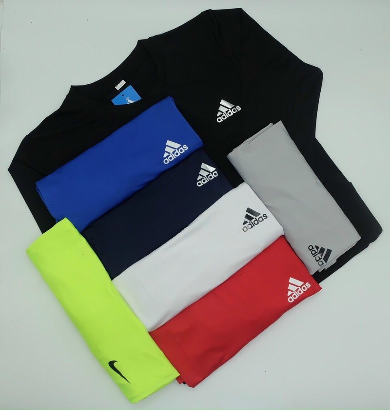Áo giữ nhiệt đá bóng Adidas