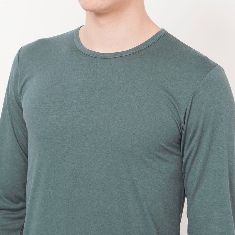 Áo giữ nhiệt đá bóng Uniqlo