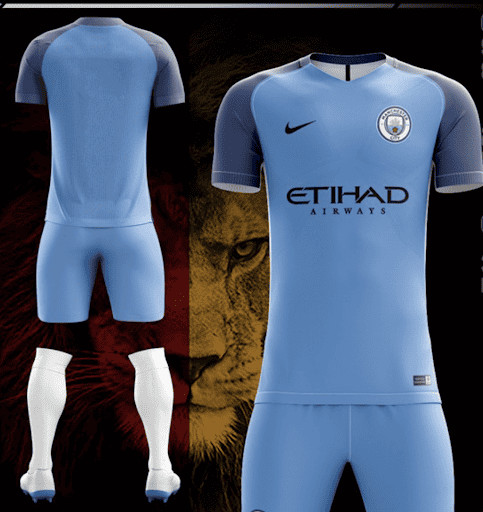 Áo Man City trong thập kỷ vàng với màu xanh đậm đặc trưng