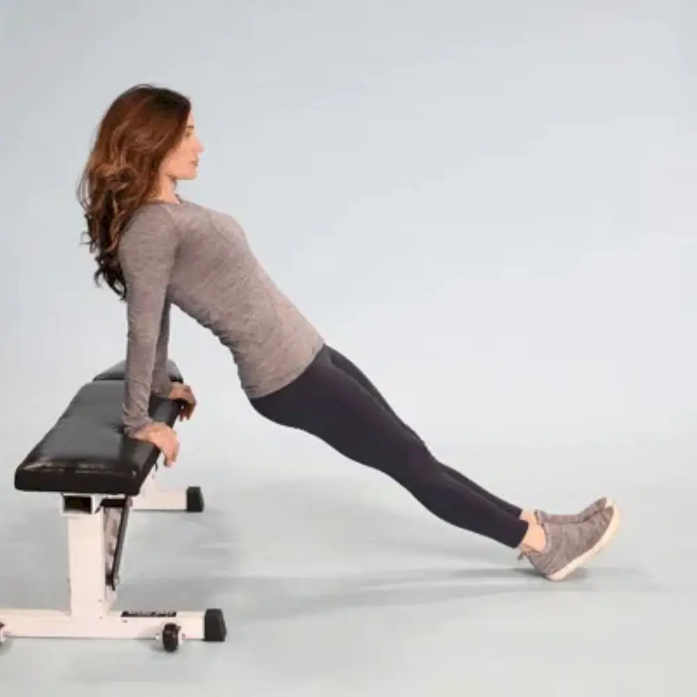 Bench Dips hiệu quả cho cơ tay sau, có thể tập tại nhà
