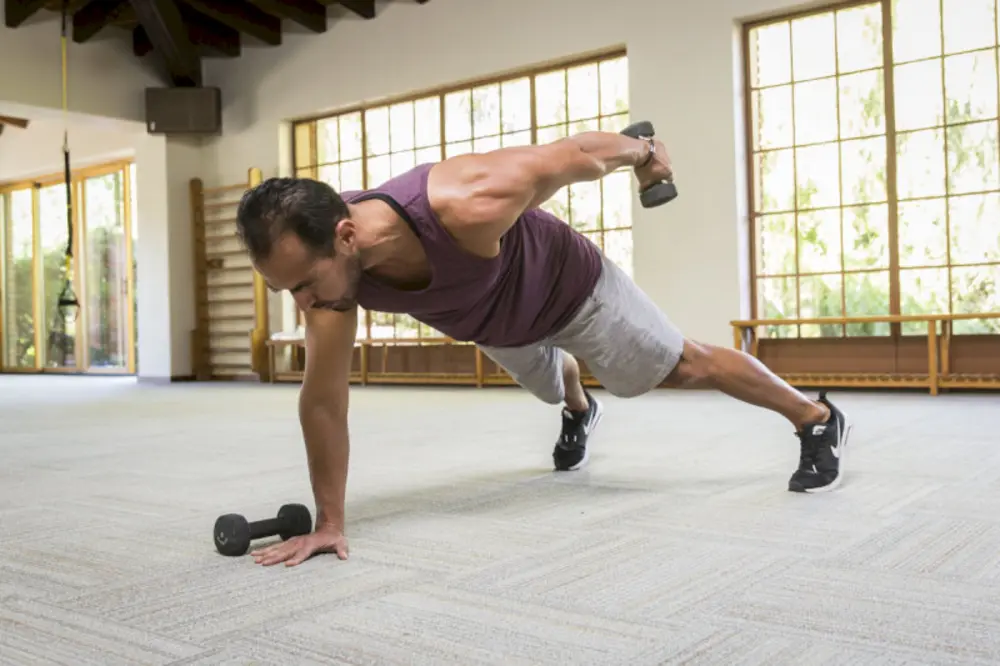 Three-Way Elevated Plank Row đa dạng động tác kéo tạ plank
