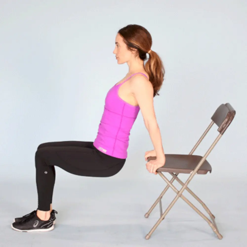 Tricep Dips làm săn chắc tay sau và cải thiện sức mạnh cánh tay
