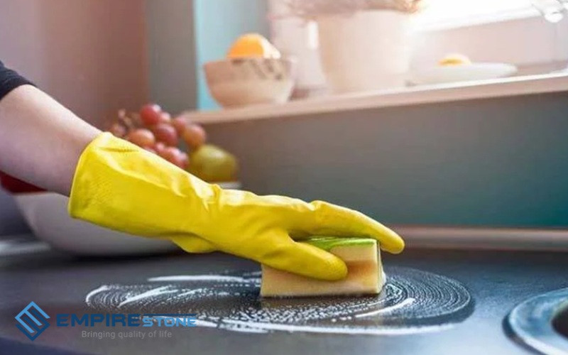 Bí quyết làm sạch và làm bóng mặt đá bếp hiệu quả