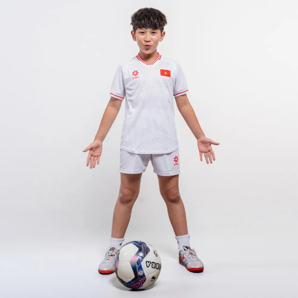 Bộ quần áo bóng đá trẻ em Việt Nam Jogarbola màu trắng