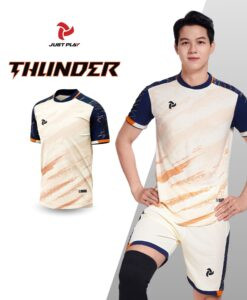 Bộ quần áo đá bóng nữ Just Play Thunder màu kem