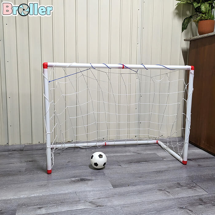 Cận cảnh chi tiết khung thành bóng đá mini cho bé UL547 với lưới chắc chắn và khớp nối đơn giản