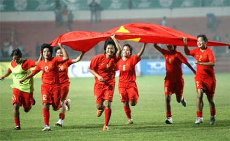 Cầu thủ nữ thi đấu quả cảm, nỗ lực hết mình vì thành tích tốt trên bxh seagame 31 bóng đá nữ