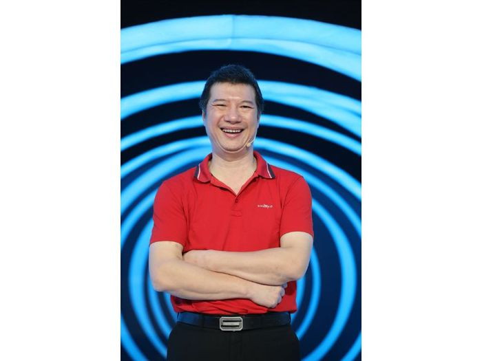 Chân dung bình luận viên kỳ cựu Quang Huy