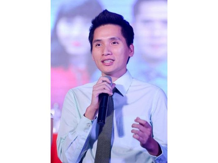 Chân dung bình luận viên Quốc Khánh, gương mặt năng động của VTV