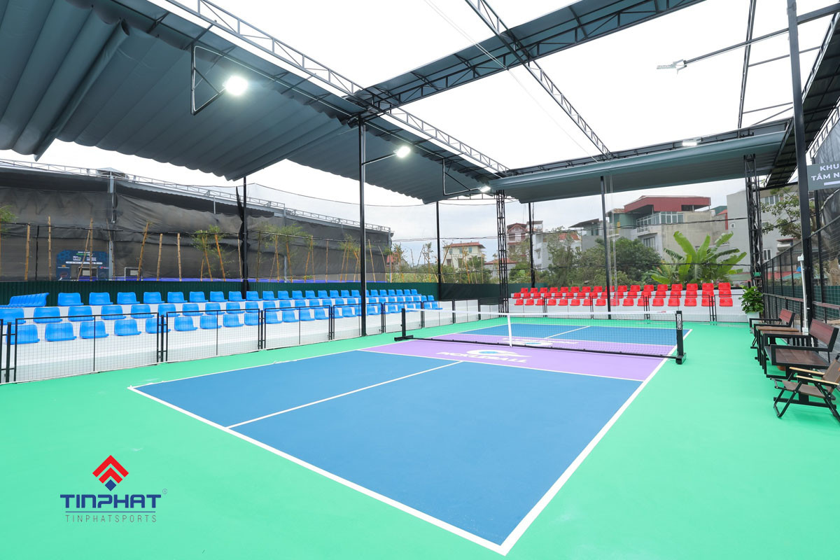 Chi phí đầu tư sân pickleball có mái che