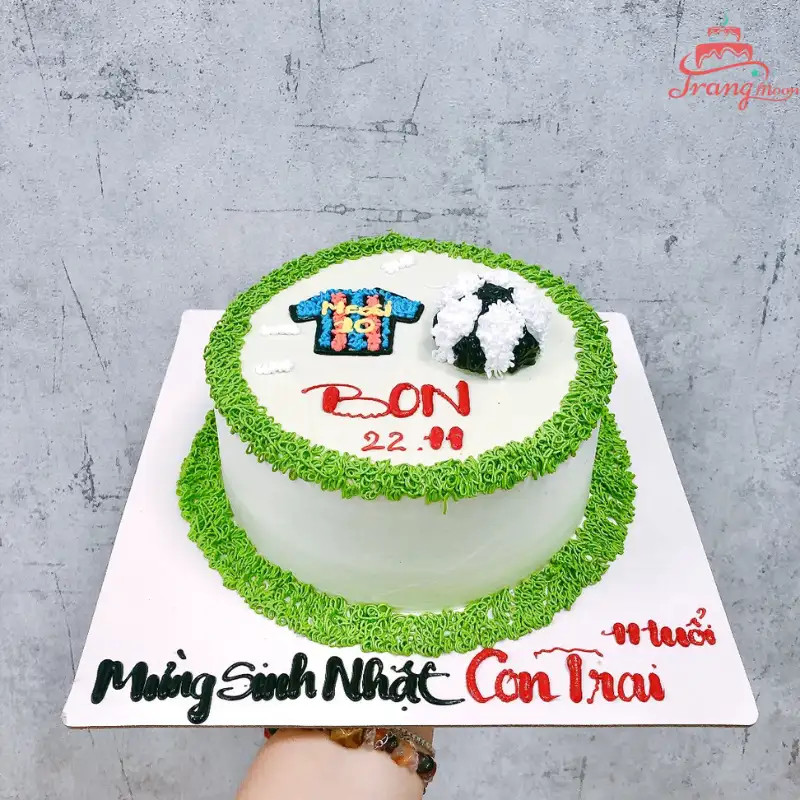 Chiếc bánh sinh nhật bóng đá thể hiện tình yêu cuồng nhiệt dành cho đội bóng yêu thích