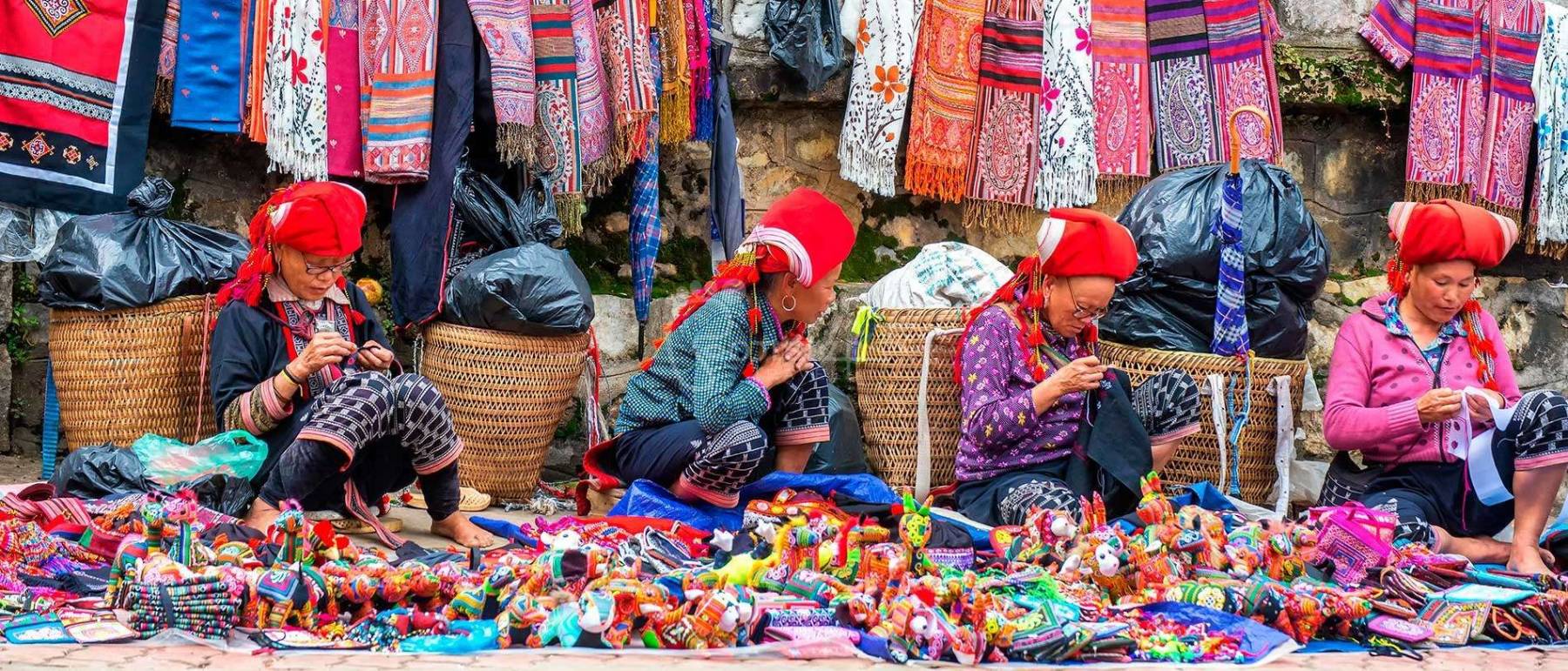 Chợ Sapa nhộn nhịp