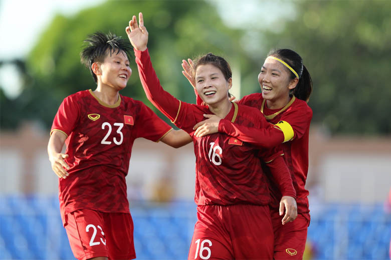 Cổ động viên ăn mừng chiến thắng World Cup nữ