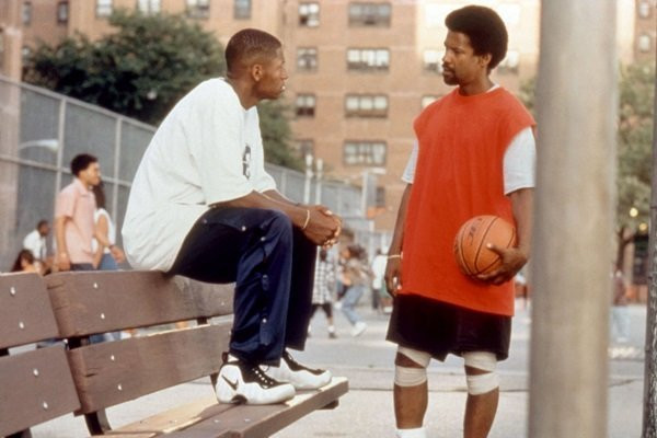Denzel Washington và Ray Allen trong phim He Got Game, một trong những phim về bóng rổ đầy kịch tính.