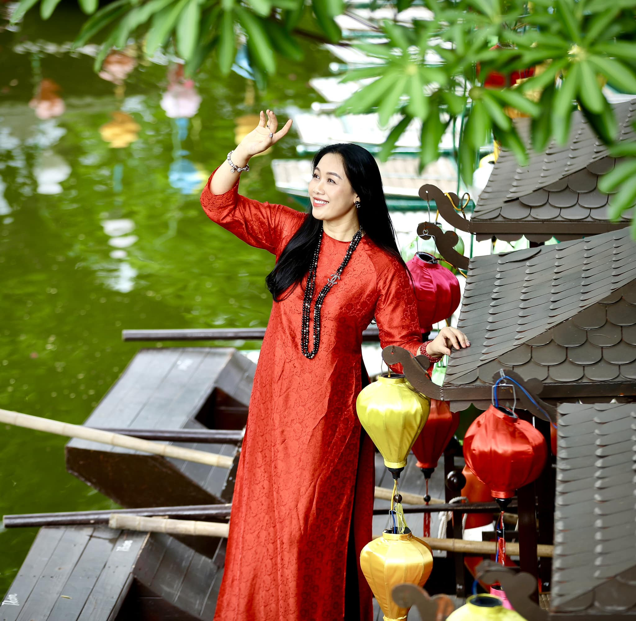 Đinh Hồng Hằng, một trong những hoa khôi bóng chuyền đẹp nhất lịch sử Việt Nam, với phong thái tự tin