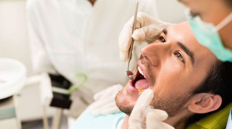 Dụng cụ bảo vệ hàm do nha sĩ thiết kế có nhiều ưu điểm nhất