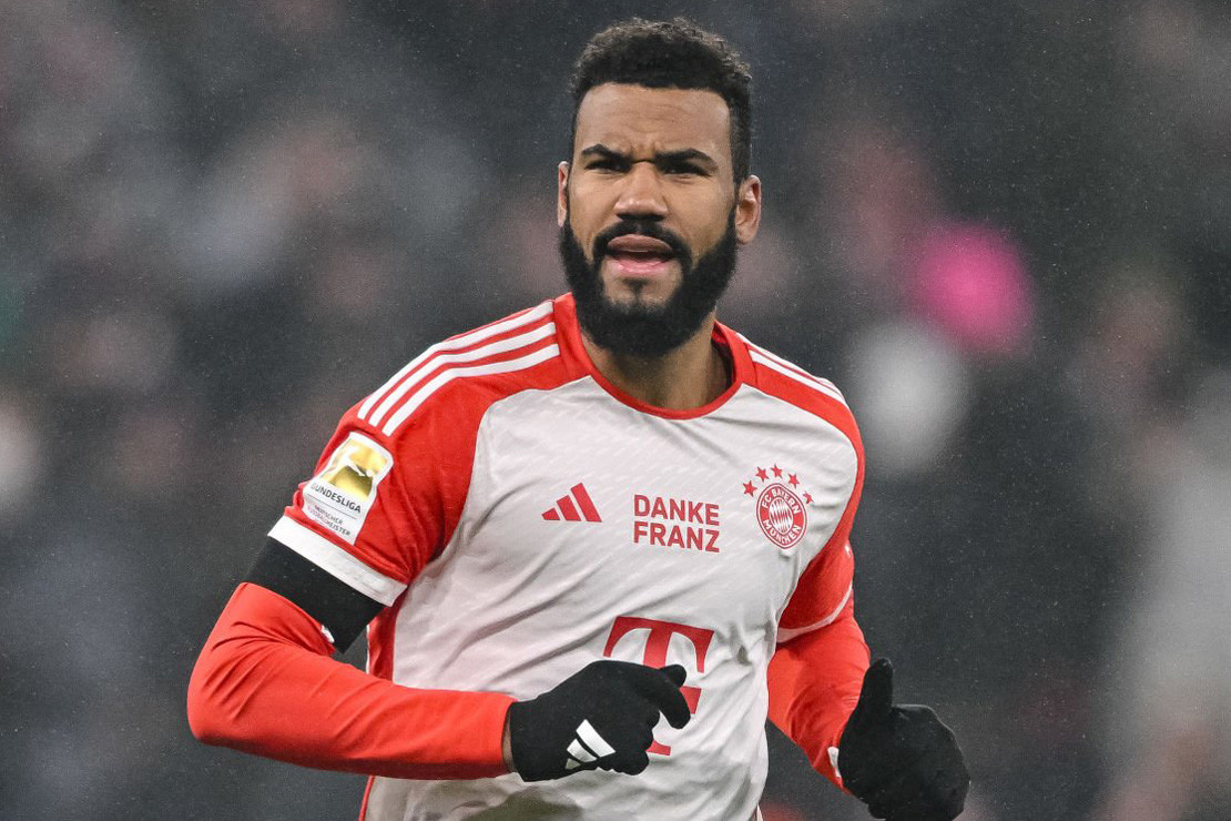 Eric-Maxim Choupo-Moting, tiền đạo tự do đa năng sau khi rời Bayern Munich.