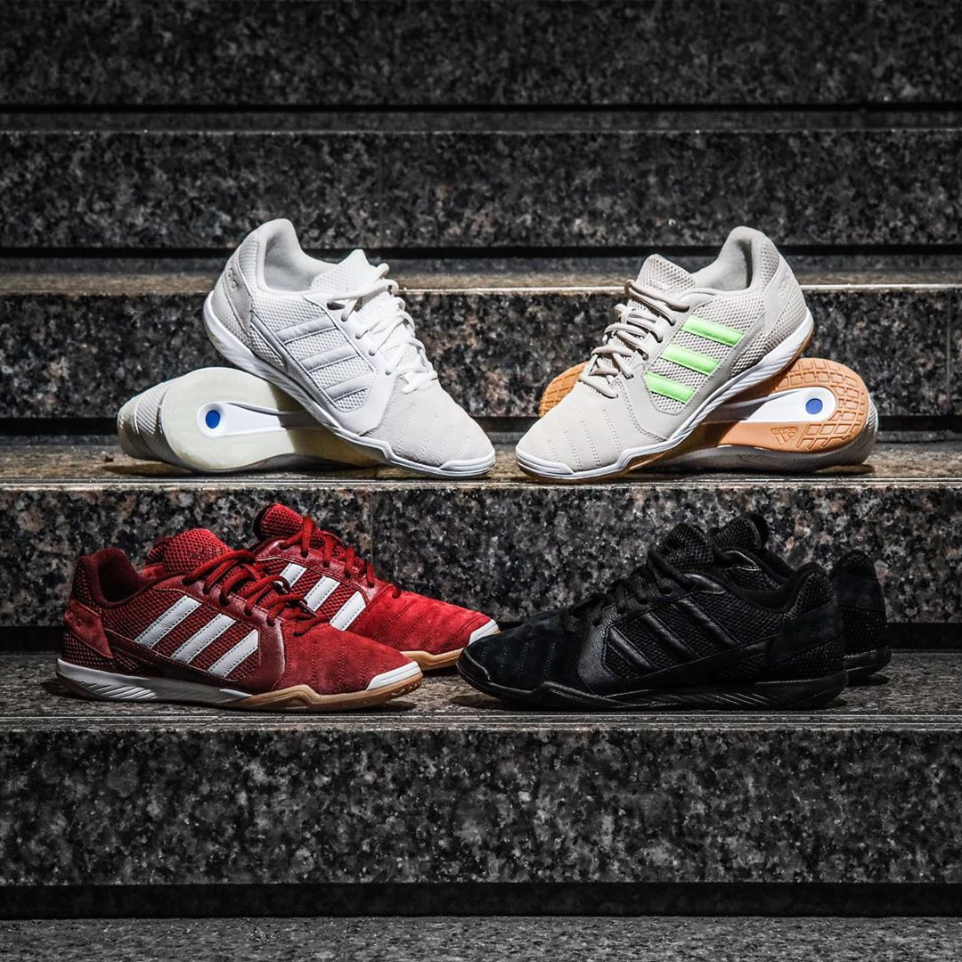 Giày đá bóng adidas Top Sala LUX với thiết kế lưới thoáng khí