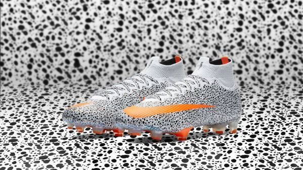 Giày đá bóng CR7 Nike Mercurial Superfly CR7 Safari tái hiện