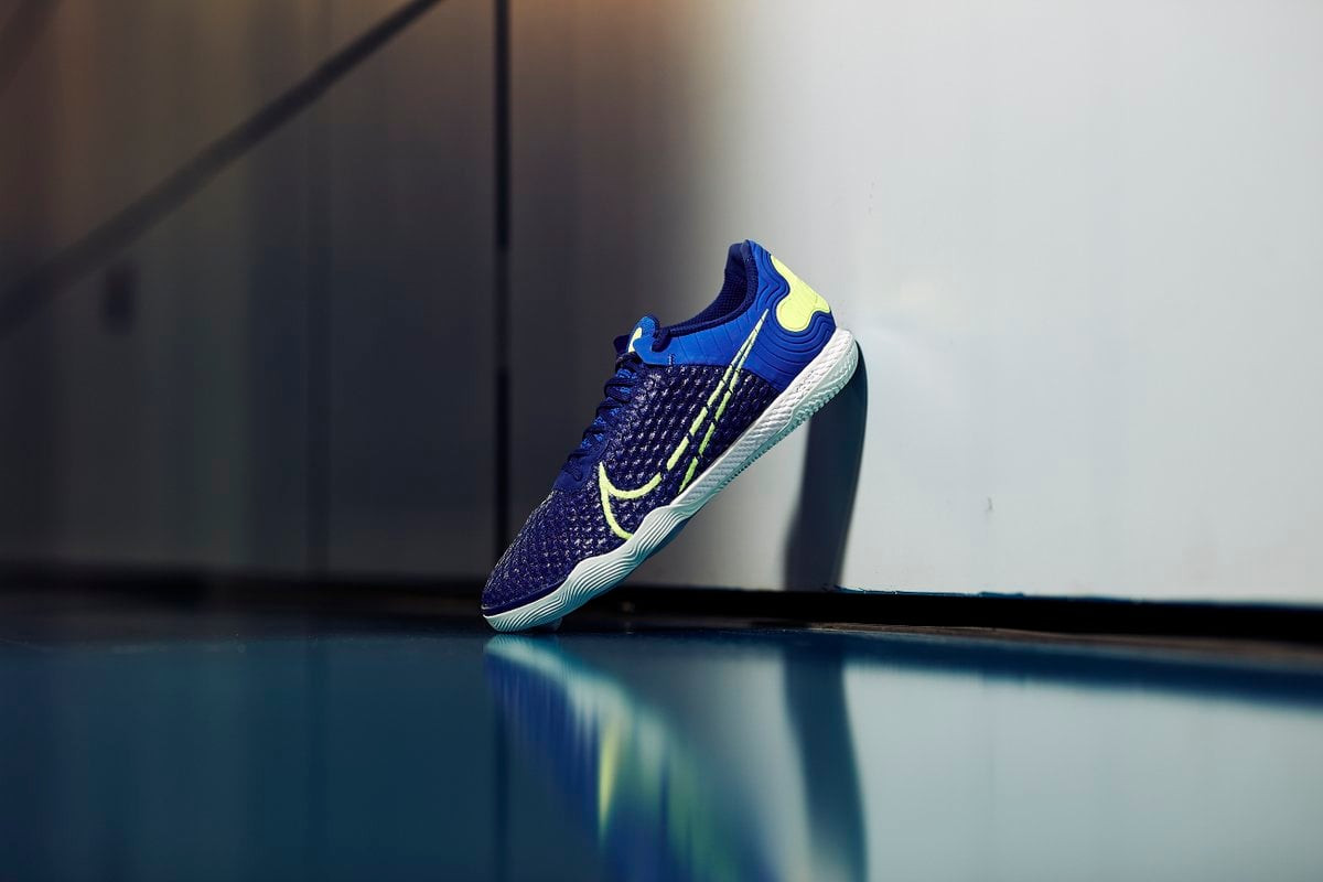 Giày đá bóng Nike React Gato IC Skycourt