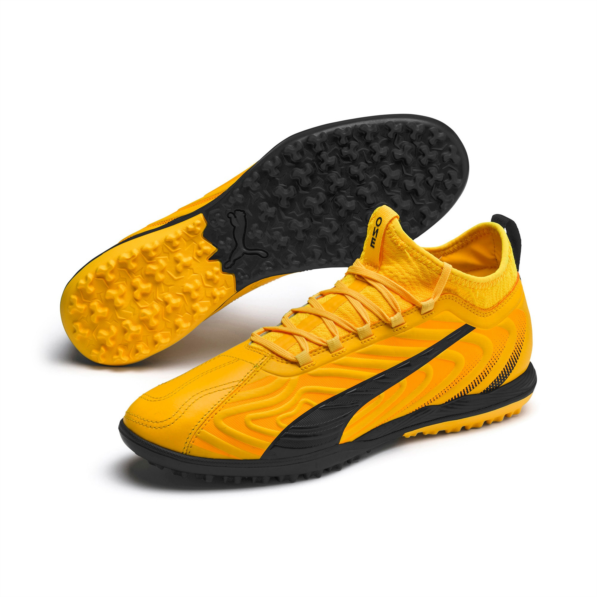 Giày đá bóng Puma One 20.3 TT vàng đen cam, thiết kế đa năng cho sân cỏ nhân tạo