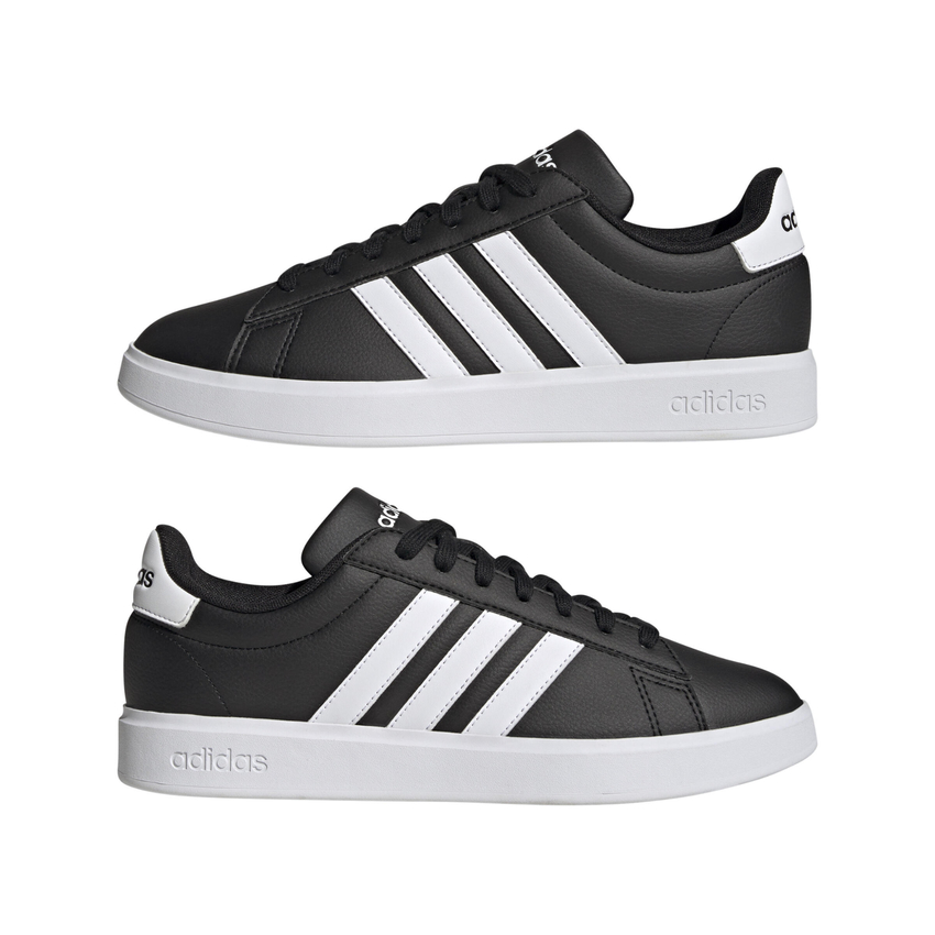 Các mẫu giày dép thể thao Adidas đa dạng