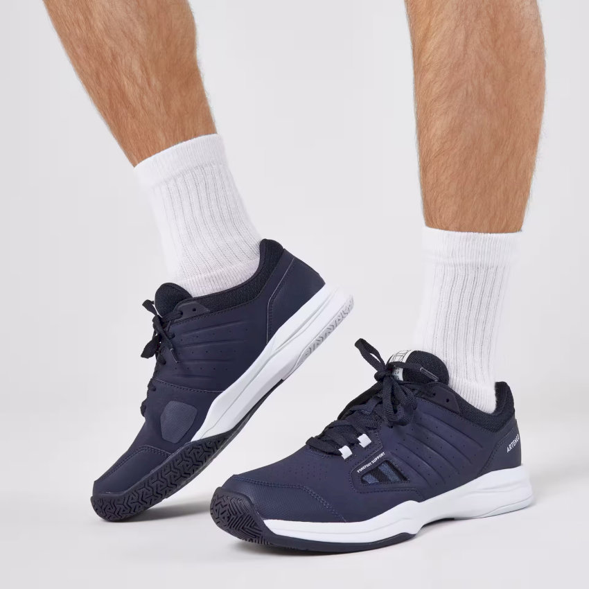 Giày đánh pickleball nam Artengo TS500 xanh navy trắng, đa năng và bền bỉ trên mọi mặt sân.