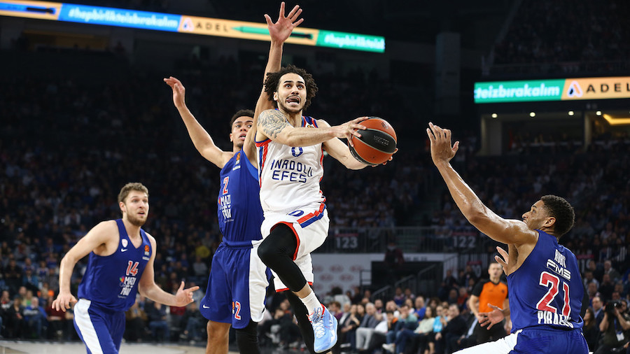 Hình ảnh các cầu thủ Basketball Bundesliga đang thi đấu trong trận đấu