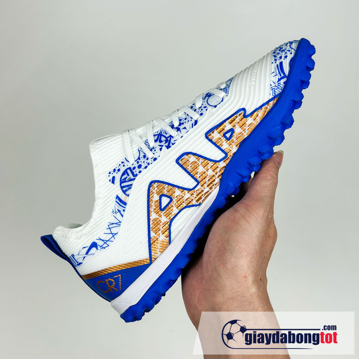 Hình ảnh giày Nike trẻ em đá bóng Vapor 15 Pro TF phiên bản CR7 ấn tượng