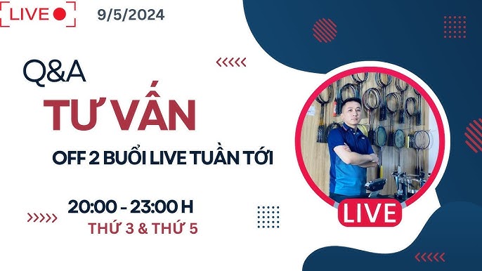 Vận động viên đang thực hiện cú đập cầu mạnh mẽ trên sân cầu lông