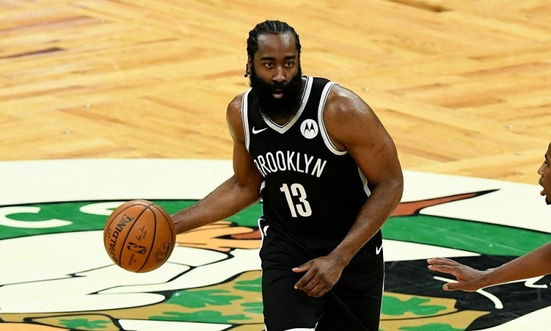 James Harden nổi tiếng với lối chơi tấn công độc đáo