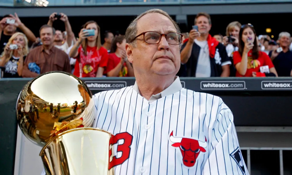 Jerry Reinsdorf, chủ sở hữu Chicago Bulls, người đã tạo điều kiện cho những thành công vang dội