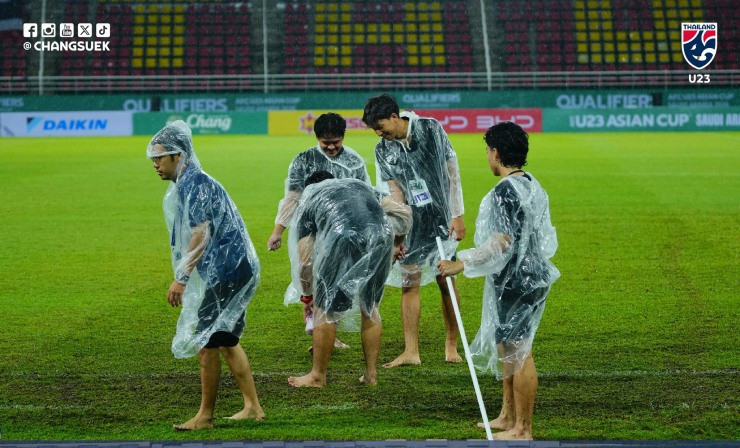 Kakana ghi bàn thắng quyết định cho U23 Thái Lan trong trận đấu với U23 Malaysia