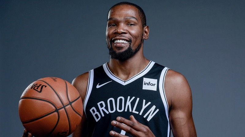 Kevin Durant nổi tiếng với khả năng ghi điểm ấn tượng