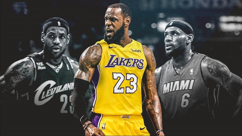 LeBron James được nhiều người hâm mộ với khả năng toàn diện trên sân