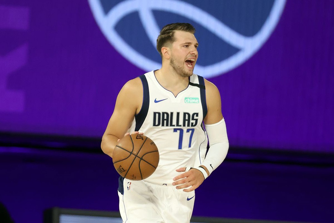Luka Doncic đi vào lịch sử bóng rổ NBA với cột mốc triple-double ấn tượng